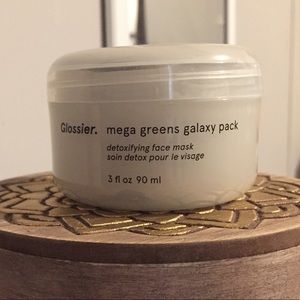 ✨Glossier Mask with pink bubble bag